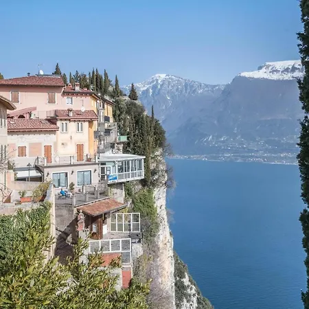 Casa Chiara Tremosine